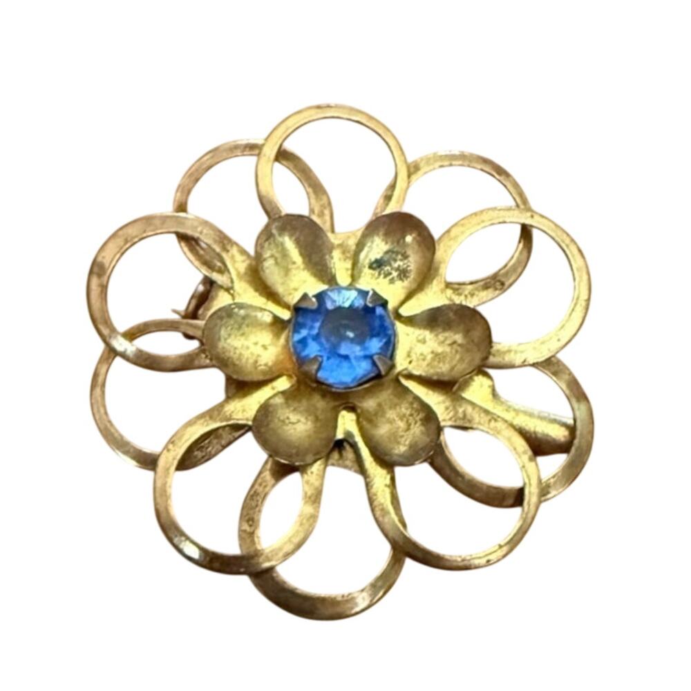 Vintage Gold‑Tone Flower Brooch • Blue Center Stone • 1.25”